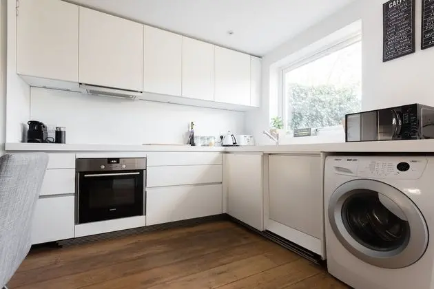 The Jericho Escape - Comfortable & Modern 4BDR in Jericho - Mutfak