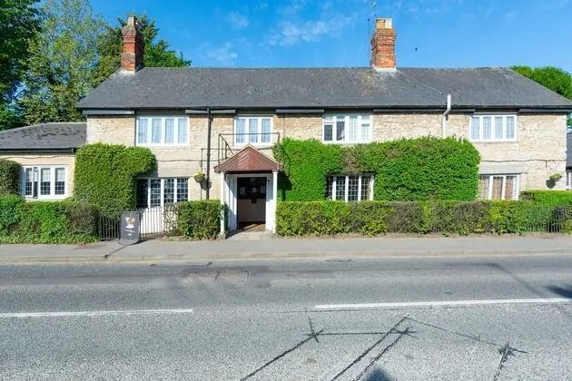 the Jersey Arms Hotel