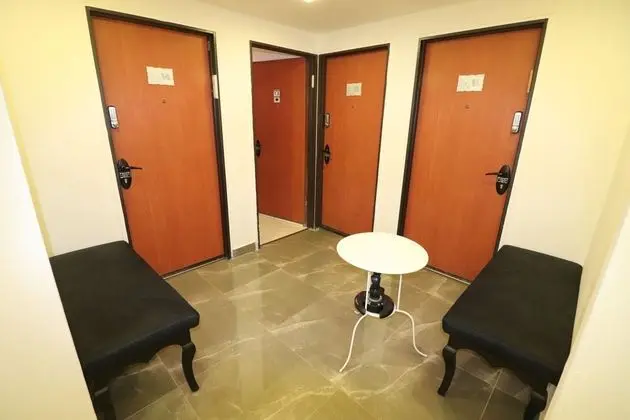 Jerusalem Center Apartments - İç Mekan
