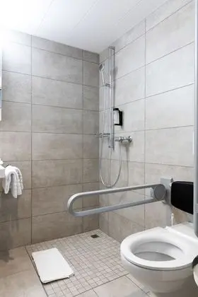Jet Hotel Zurich Airport - Banyo Tipleri