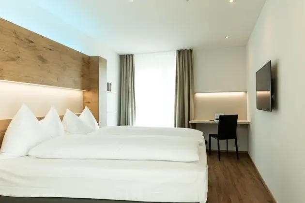 Jet Hotel Zurich Airport - Öne Çıkan Resim