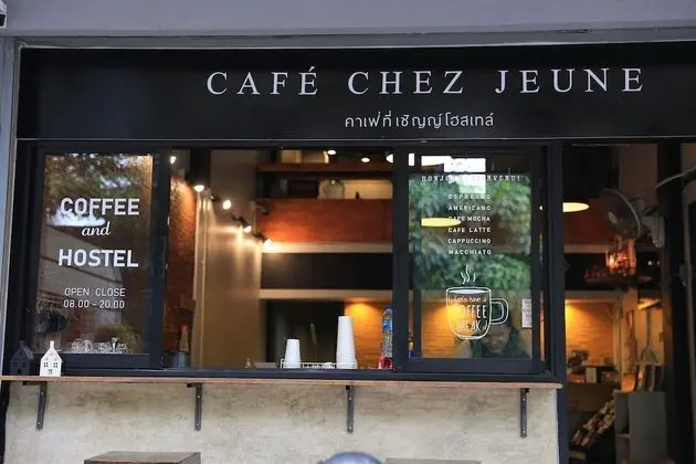 Jeune Hostel Chiang Mai - Yerinde Yemek