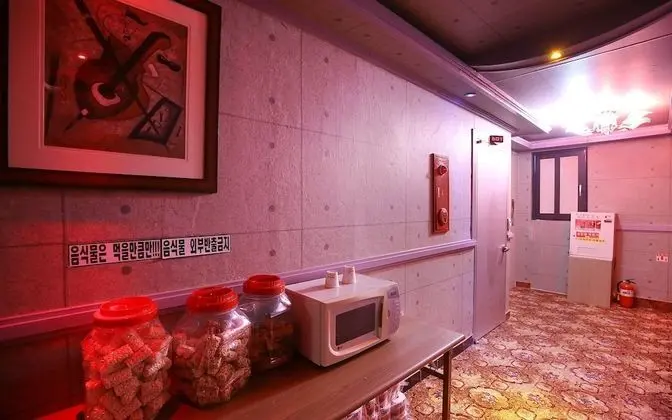 Jeungpyeong Gallery Self Check-in Motel - İç Mekan