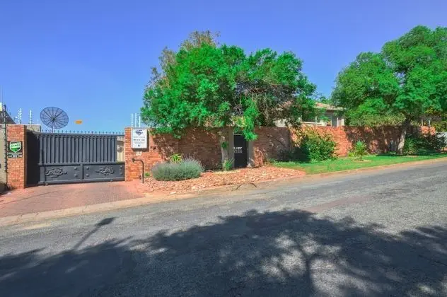 Jewel of Jozi Guesthouse - Dış Mekan