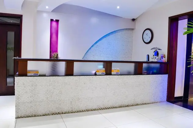 Jewelstone Hotel - Lobi
