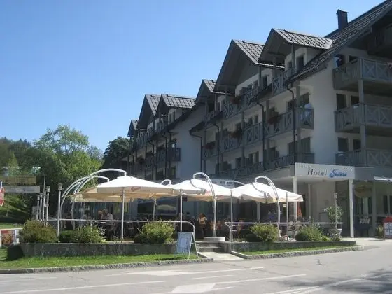 Hotel Jezero - Dış Mekan