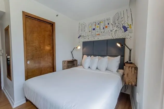 JG Sohotel - Oda