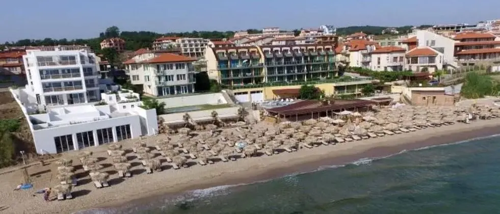 JI Hotel - Dış Mekan