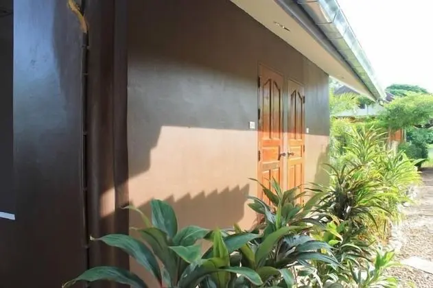 Jim Guest House Kanchanaburi - Dış Mekan