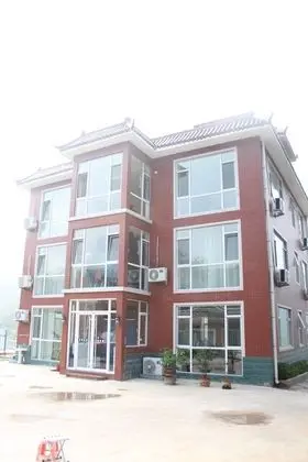 Jinan Banshan Linyun Resort Hotel
