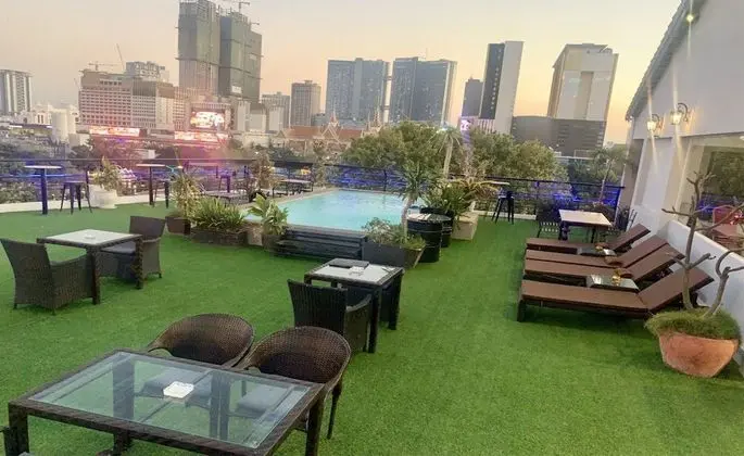 Jing Du Hotel - Havuz