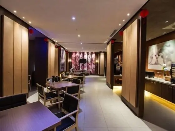 Jinjiang Inn Beihai Beibu Gulf Square - Yerinde Yemek