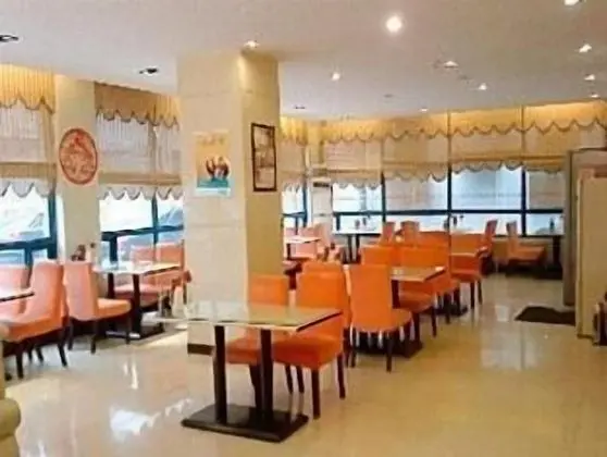 Jinjiang Inn Jingshi Road Quancheng Park - Yerinde Yemek