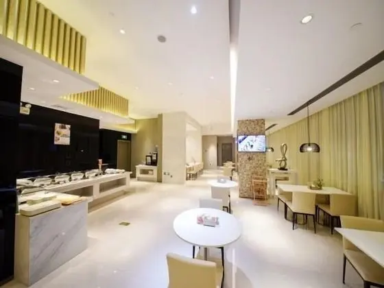 Jinjiang Inn Minzu Street TV Staiton - Yerinde Yemek