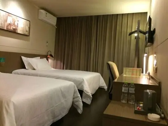 JINJIANG INN SELECT CHIFENG RAILWAY STATION
