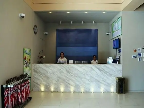 Jinjiang Inn Select Qinzhou East Station Municiple Government - Lobi