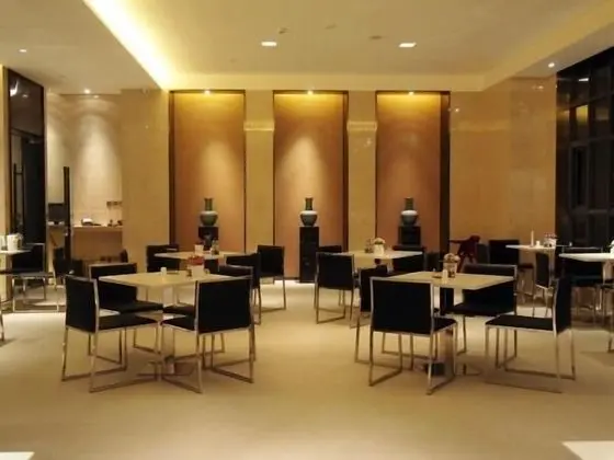Jinjiang Inn Select Shanghai Chuansha Subway Station - Yerinde Yemek