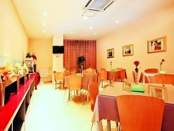 Jinjiang Inn Style Taiyuan Jiannan Bus Station - Yerinde Yemek