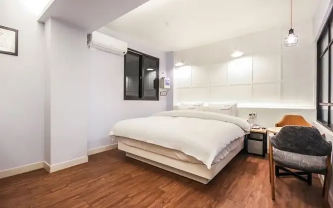 Jinju Broadway 42nd Street