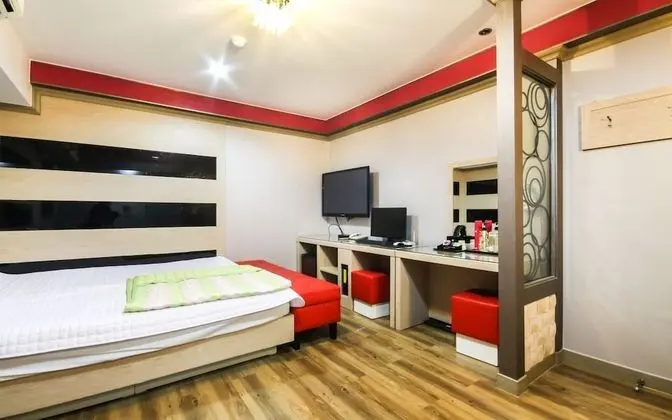 Jinju Nabi Self Check-in Motel - Oda