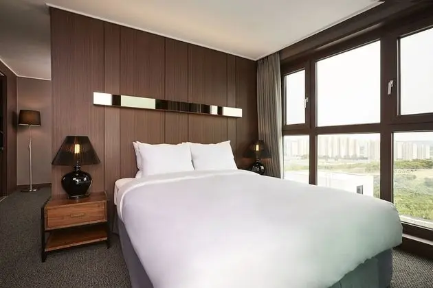 Jinju Raon Stay in Perla