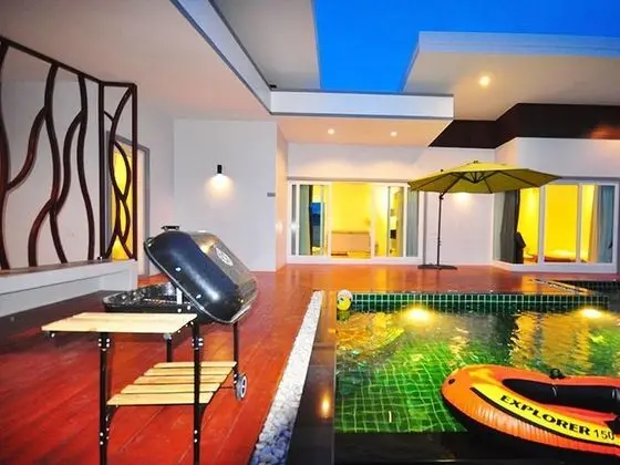 Jira Pool Villa