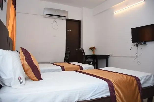 JK Rooms 132 Parkland Service Apartment - Oda