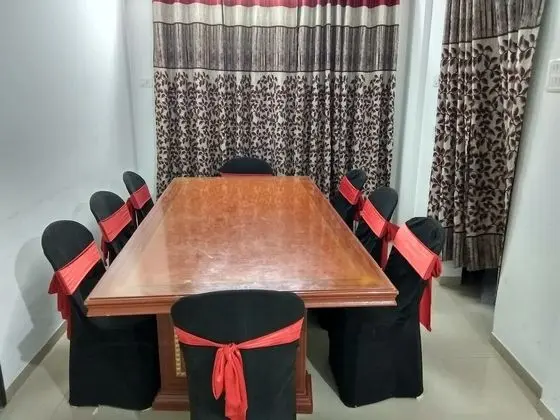 JK Rooms 132 Parkland Service Apartment - Yerinde Yemek