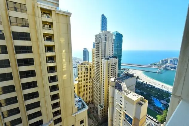 JKN - Luxury 2 BR next to the JBR Beach - Dış Mekan