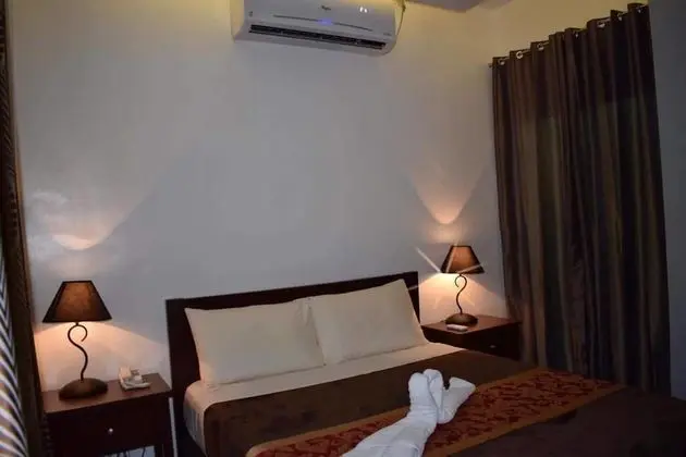 Jo Carter's Hotel & Suites - Oda
