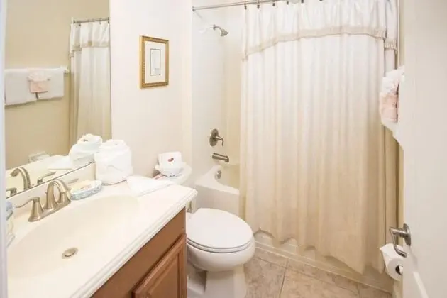 Joanne's West Haven Vacation Home - Banyo Tipleri