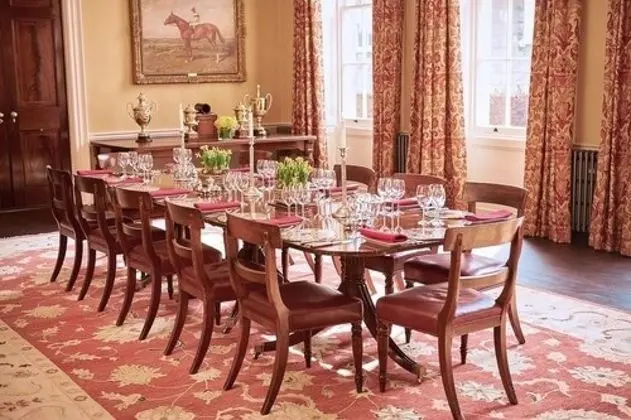 The Jockey Club Rooms - Yerinde Yemek