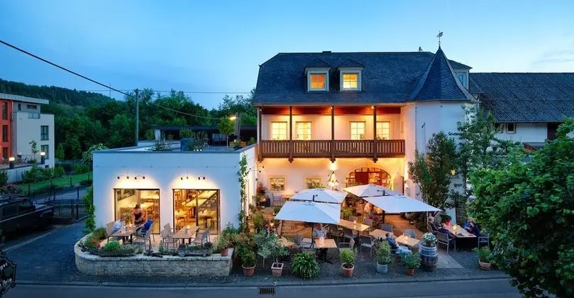 Johannishof Wine-Cafe & Guesthouse - 1