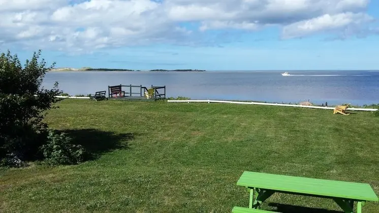 John B's Oceanfront Cottages