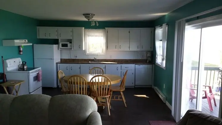 John B's Oceanfront Cottages - İç Mekan