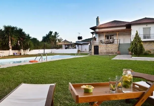 Villa John Dimeon With Private Pool