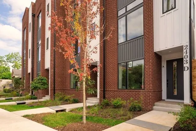 Jolene & Penelope by Avantstay Two Townhouse Buyout in Great Location in Nashville! - 1