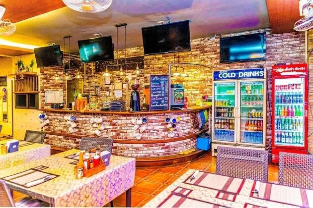 Jolly's Guesthouse - Lobi