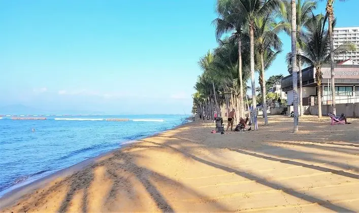 Jomtien Beach Condo - Studio Close to the Beach - Plaj