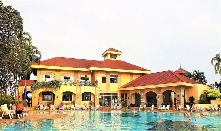 Jomtien Beach Condominium 1 Bedroom 2 Bathrooms Pattaya 2nd Floor