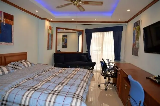 Jomtien Beach Condominium 5th Floor Studio Apartment - Öne Çıkan Resim