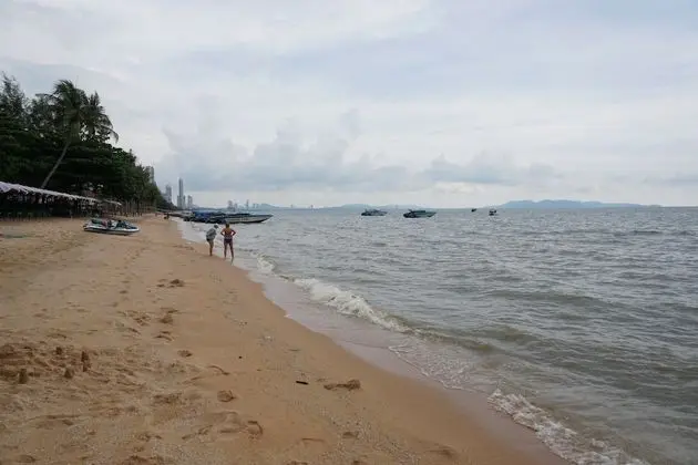 Jomtien Beach Condominium - Plaj