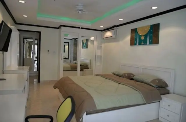Jomtien Beach Fully Equipped Condominium 3rd Floor Apartment