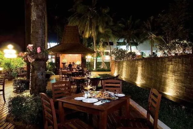 Jomtien Palm Beach Hotel & Resort - Yeme / İçme