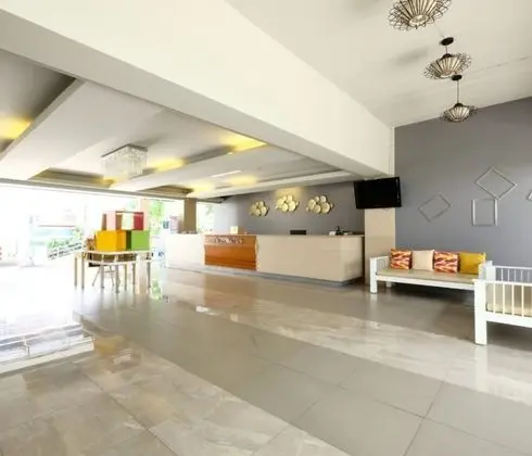 Jomtien Plaza Residence - Lobi