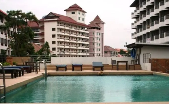 Jomtien Plaza Residence Pattaya - 1
