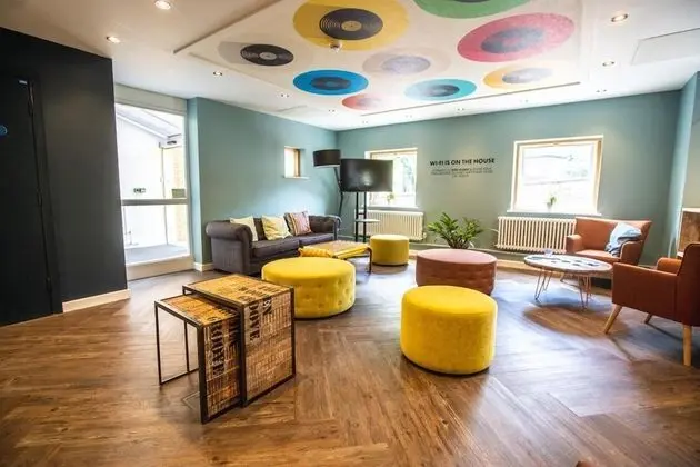 Jonas Hotel - Lobi
