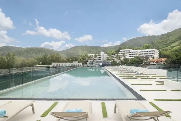 JonoX Phuket Karon Hotel