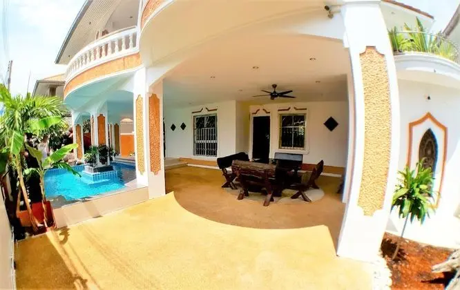 Joopland Luxury Villa Pattaya Walking Street 6 Bedrooms Private Pool - Havuz