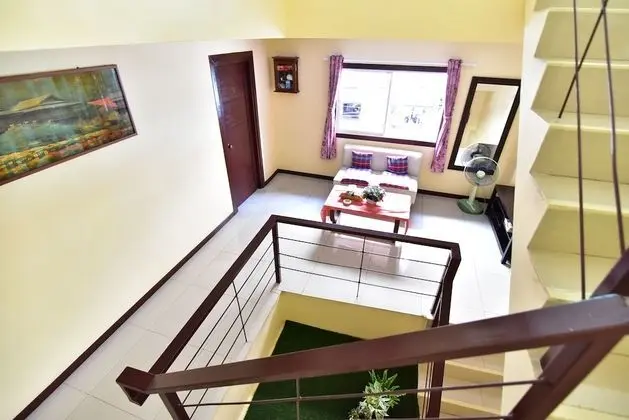 Joy House - İç Mekan